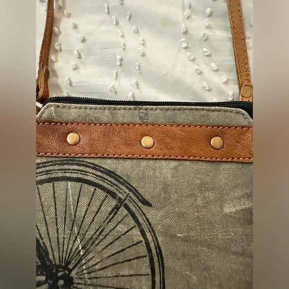 MONA B BROWN PEDDALTON SADDLE CANVAS Crossbody Purse - Picture 6 of 11